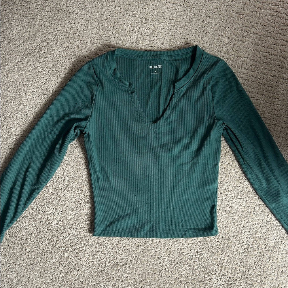 Hollister Deep Teal Long Sleeve V-Neck Top